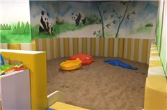 Parco giochi per bambini / miniclub