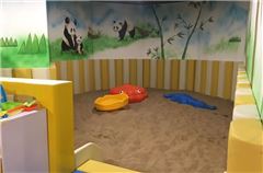 Aire de jeux pour enfants / club pour enfants