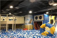 Aire de jeux pour enfants / club pour enfants