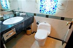 Queen Suite