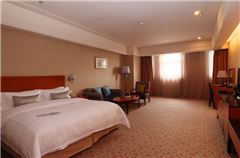 Executive Queen Room