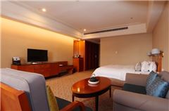 Executive Queen Room