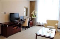 Executive Deluxe Suite