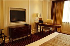 Executive Queen Room
