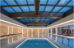 закрытый бассейн