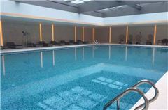 закрытый бассейн