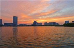 Рядом с отелем