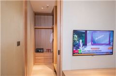 Executive Excellence Suite