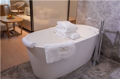 Executive Excellence Suite