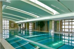 piscine intérieure