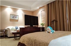 Business Building Deluxe Room