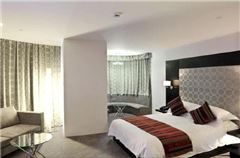 Garden-view Queen Room
