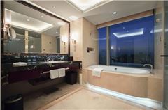 Ocean-view Queen Room