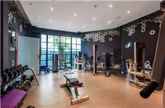 Fitnessstudio