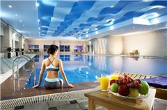 Indoor swimming pool