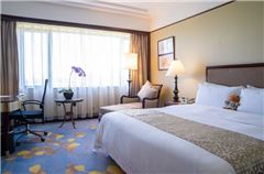 Executive Deluxe Queen Room