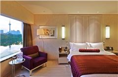 Lake-view Room