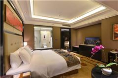 Business Queen Room