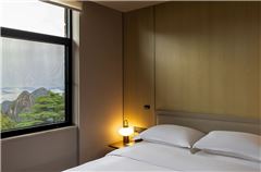 Luxury View Queen Room