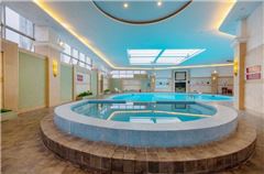 Indoor swimming pool