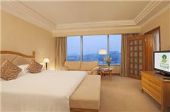 Business Lake-view Suite