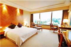 Business Lake-view Room