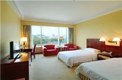 Superior  Lake-view Room