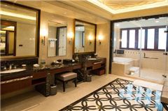 Yuehua Suite