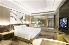 Business Queen Room