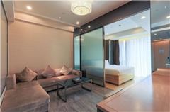 Boutique 3-bedroom Apartment