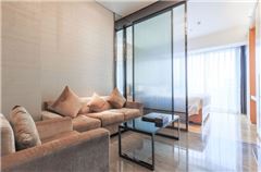 Business Queen Apartment