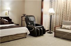 Leisure Queen Room