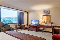 Leisure Queen Room