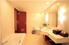 Elegant Deluxe Suite