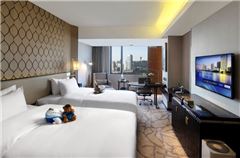 Deluxe Lake-view Twin Room