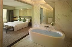 Deluxe Lake-view Executive Room
