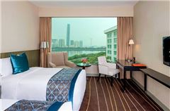 Deluxe Lake-view Twin Room