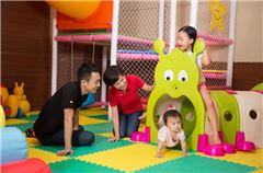 Aire de jeux pour enfants / club pour enfants