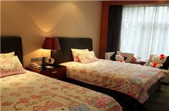 Thematic Family Room