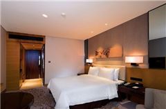 Haiyu building Garden-view Deluxe Queen Room