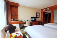 Superior Tiwn Room