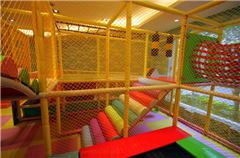 Aire de jeux pour enfants / club pour enfants