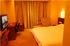 Budget Queen Room