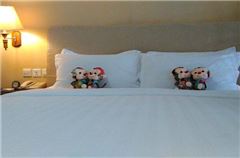 Street-view Family Suite