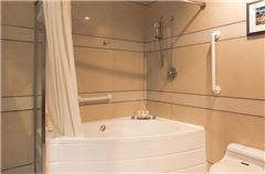 Deluxe Ocean-view Room