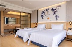 Panoramic Twin Room