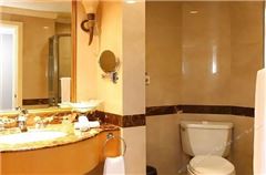 Executive Queen Room