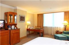 Executive Queen Room