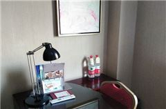 Mid-level  Twin Room