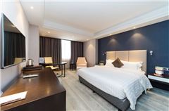 Executive Queen Room